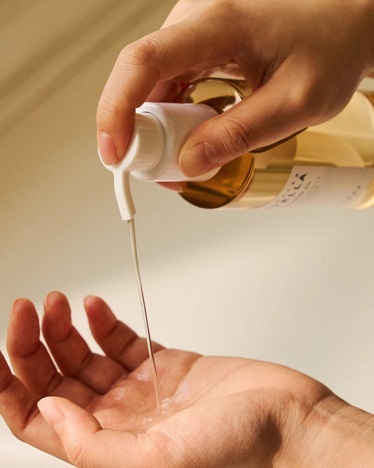Skin1004 Madagascar Centella Light Cleansing Oil